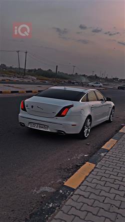 جاكوار XJ